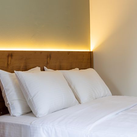 Hotel Katafigio Eláti Buitenkant foto
